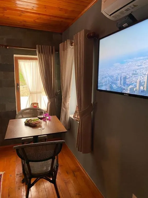 Keshtjella Xhabeqos Apartment Tirana 0*,  Albania
